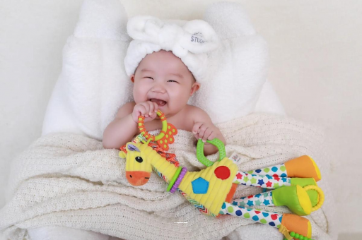 德宏宝宝先拉肚子后发烧 德宏宝宝先拉肚子后发烧